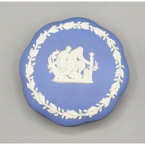 Wedgwood Blue Jasperware Round Scalloped Vanity Dresser Box Trinket Box England